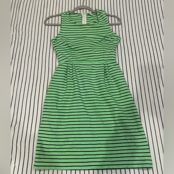Old Navy Dresses & Skirts - Green Striped Sleeveless Dress